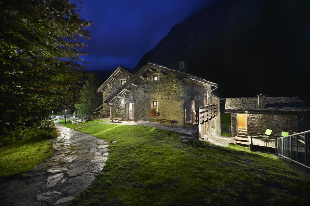 Albergo Casa Alpina San Luigi Campodolcino Exterior photo